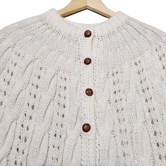 Vintage Handmade Crochet Cable Knit Button Fringe Poncho Cardigan - Great Cond - Picture 2 of 10